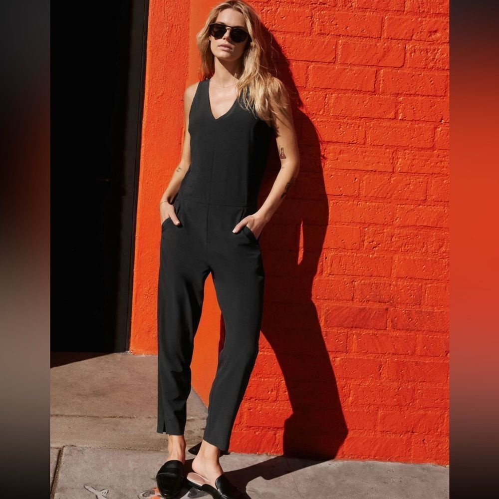 Athleta Brooklyn Jumpsuit One Piece Featherweight Stretch Solid Black Romper 2